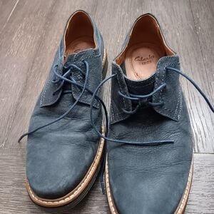 Mens Size 9.5, Clarks Blue Leather Shoes